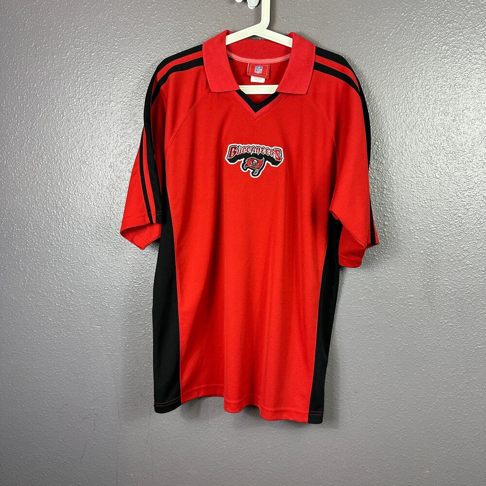 Tampa Bay Buccaneers Shirt Men's Large Red Polo NFL Short Sleeve